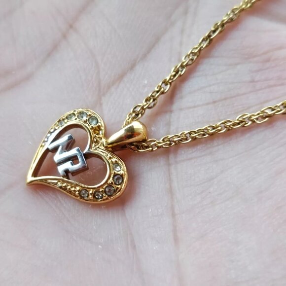 Nina Ricci Women Necklace Gold Tone Heart Shape Pendant Jewelry - Picture 1 of 11